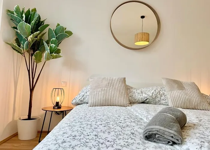 דירה Modern Danube With Balcony & Free Parking וינה
